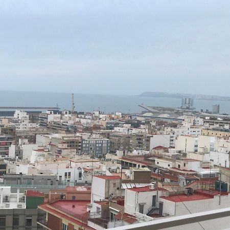 Apartamento With Jacuzzi & Sea View Аликанте Екстериор снимка