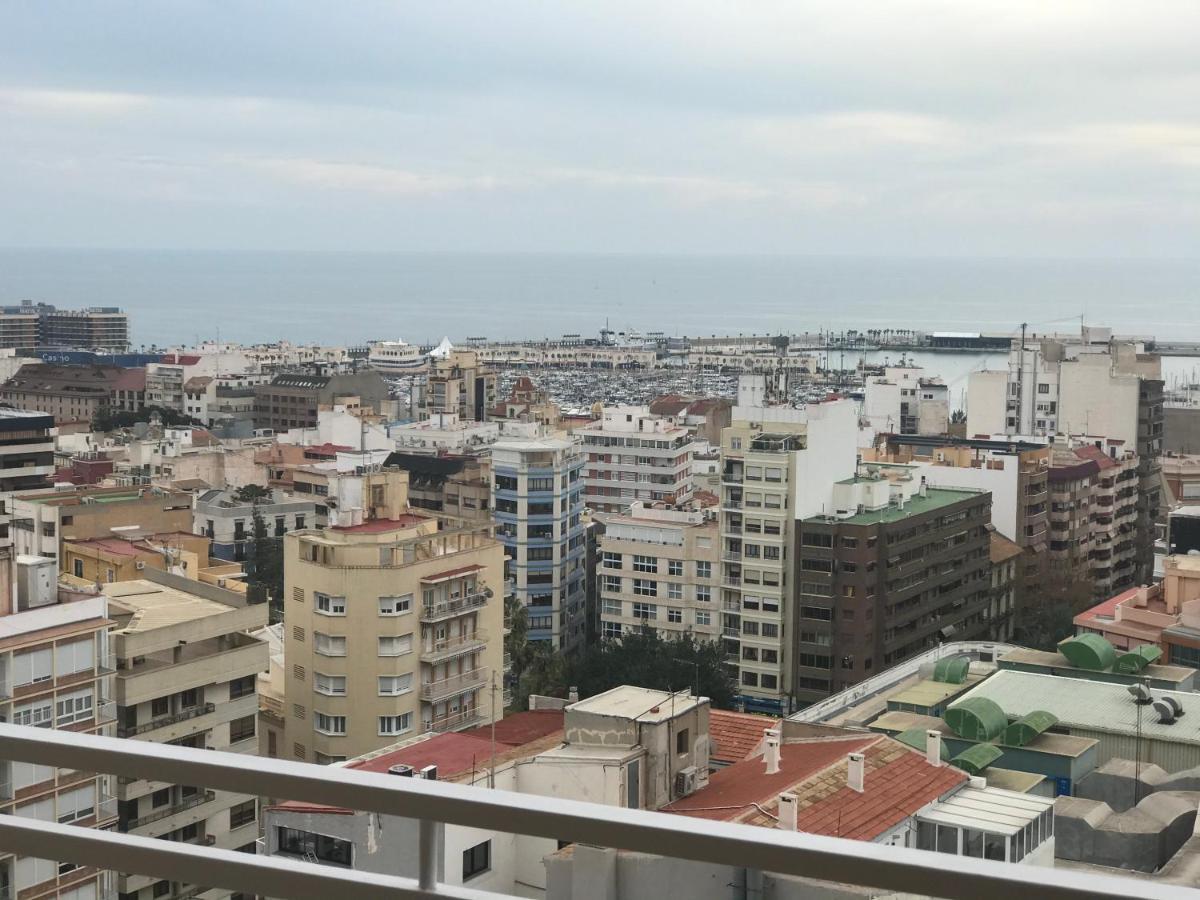 Apartamento With Jacuzzi & Sea View Аликанте Екстериор снимка